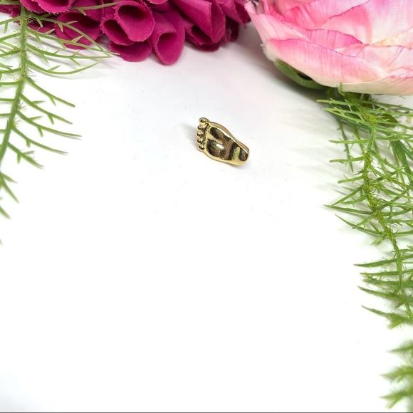 VINTAGE⚜️Footprint Dainty Golden Tack Pin - Picture 3 of 6